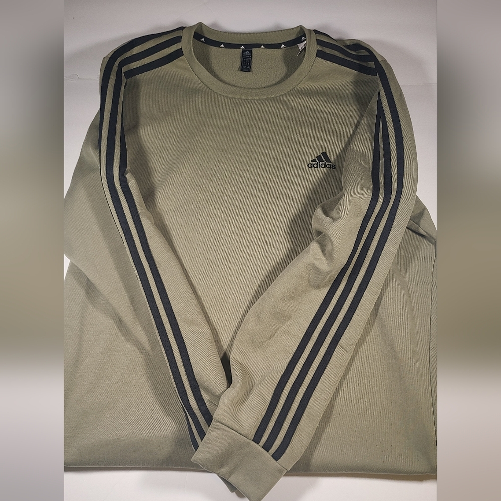 Mens Adidas green and black sweatshirt LG